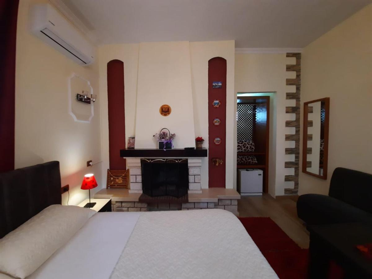 Villa 53 Tirana Buitenkant foto